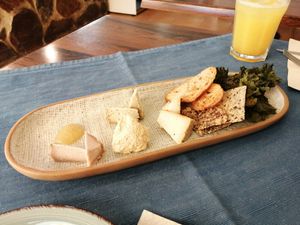 Tablas de quesos veganos at Bahía Verde in Tenerife