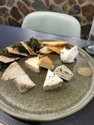 Keeseplatte mit Trüffel, Schnittlauch, geräuchert   at Bahía Verde in Tenerife