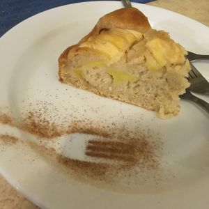 Apple cinnamon cake  at Bahía Verde in Tenerife