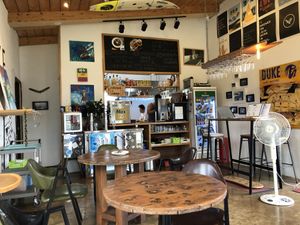 Great atmosphere  at Duke Surf Bistro in Jeju