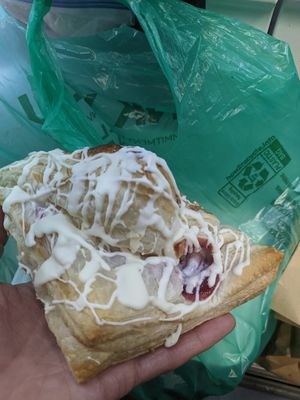  at Umami Gorilla in Wilkes-barre