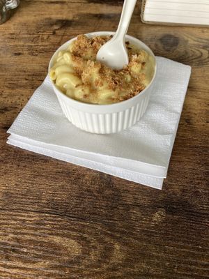 Mac + cheeze  at Umami Gorilla in Wilkes-barre