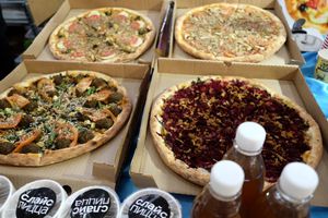 Веганская пицца. Аж 4 вида) at The Slice Pizza in Moscow