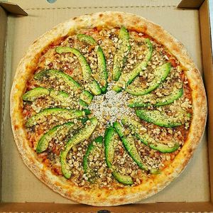 Bright, delicious, seductive beauty with a unique hypervitamin and mineral composition of avocado and walnut. 
Take them before they take them! A magnificent storehouse of vitamin at The Slice Pizza in Moscow