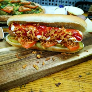 Прекрасные этичные СЛАЙС-доги постоянно с СЛАЙС пицце)
Beautiful and sweet ethical SLICE dogs constantly at SLICE pizza at The Slice Pizza in Moscow