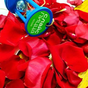 Rose petals are divine!
Лепесточки роз - это божественно! at The Slice Pizza in Moscow