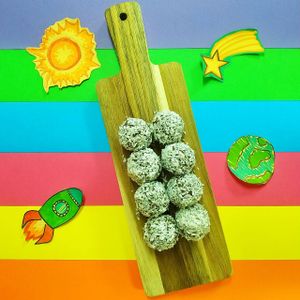 Новинка! Десертный фалафель)
New! Dessert falafel) at The Slice Pizza in Moscow