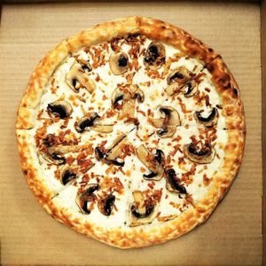 New vegetarian pizza Mushroom!)
Новая вегетарианская пицца Грибнушка!) at The Slice Pizza in Moscow