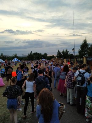 Международный День Йоги в Москве в 2019 году в Царицыно.
International yoga Day in Moscow in 2019 in Tsaritsyno. at The Slice Pizza in Moscow