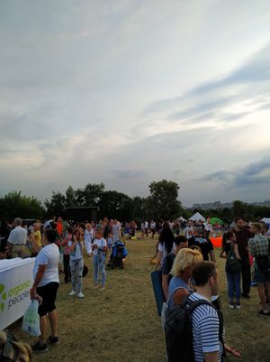 Международный День Йоги в Москве в 2019 году в Царицыно.
International yoga Day in Moscow in 2019 in Tsaritsyno. at The Slice Pizza in Moscow