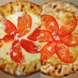 New Galletas. Vegan/vegetarian with tomatoes and cheese of sure)
Новые галеты. Веганская и вегетарианская с томатами и сыром, ко at The Slice Pizza in Moscow