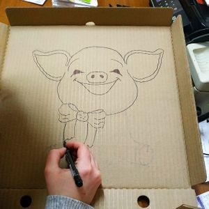 Нарисовать свинку? Легко! 
Draw a pig? Easy! at The Slice Pizza in Moscow