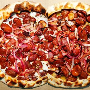 Bean galettes from SLICE pizza for vegans and vegetarians, as well as followers and admirers of vegetable food.
Бобовые галеты от СЛАЙС пиццы для вег at The Slice Pizza in Moscow