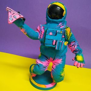 Космонавт СЛАЙС пиццы - приз за победу в конкурсе.
Cosmonaut by SLICE pizza - prize for winning on the competition.
 at The Slice Pizza in Moscow