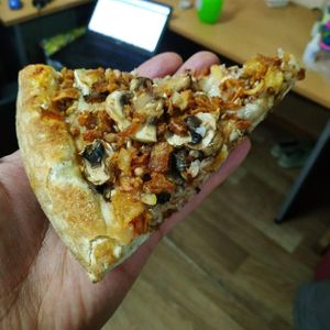 Пицца с гречкой - наша новинка.
Pizza with buckwheat is our new product. at The Slice Pizza in Moscow