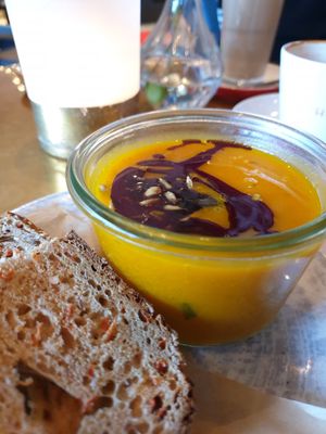 Kürbissuppe mit Brot at Wilma Wunder in Dresden