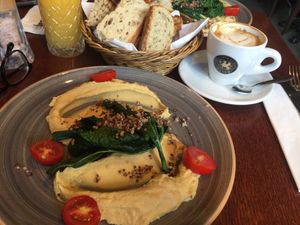 Hummus kale and quinoa at Olivo in Cluj-napoca