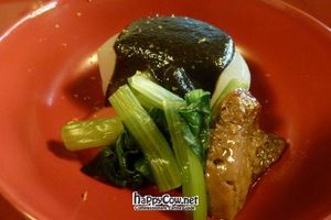 Part of sakura lunch set (November 2011)
daikon with miso sauce at Hachinoki in Kamakura