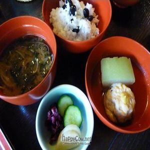 Miso soup, pickles (cucumber, red cabbage, radish), tofu tempura, summer cucumber, rice with beans. at Hachinoki in Kamakura