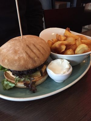 Chili burger  at Apple & Eve in Hamburg