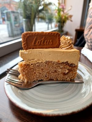 Biscoff cake at Apple & Eve in Hamburg