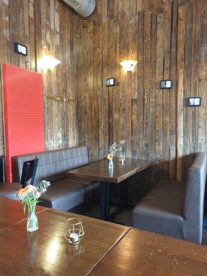  at Apple & Eve in Hamburg