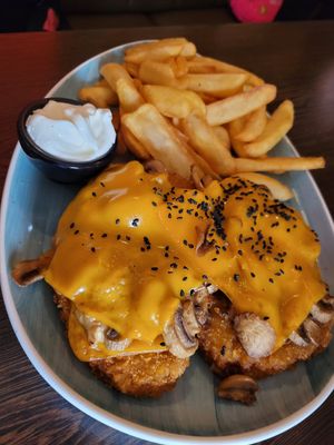 Champignon Schnitzel at Apple & Eve in Hamburg