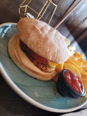 Crispy Cheeseburger at Apple & Eve in Hamburg