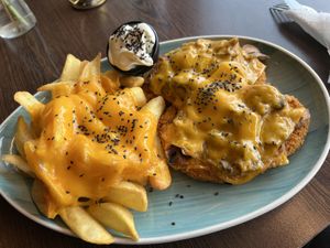 Mushroom & cheese schnitzel with fries and truffle Mayo   at Apple & Eve in Hamburg