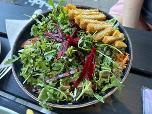 Salad with schnitzel   at Apple & Eve in Hamburg