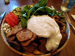 Gyros plate at Apple & Eve in Hamburg
