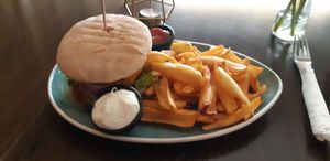 Menu + Burger Hawaii at Apple & Eve in Hamburg