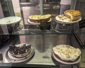 Dessert window at Apple & Eve in Hamburg