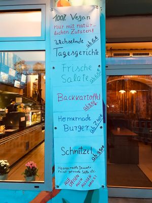 100% vegan and only natural ingredients  at Apple & Eve in Hamburg