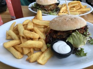 Burger at Apple & Eve in Hamburg