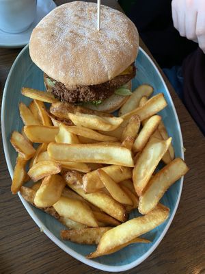 Falafel burger at Apple & Eve in Hamburg