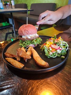 המבורגר ביונד at The Vegan Table in Phuket