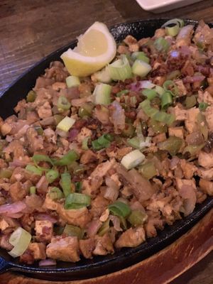 Sisig sizzler at Nick's on Grand in South San Francisco