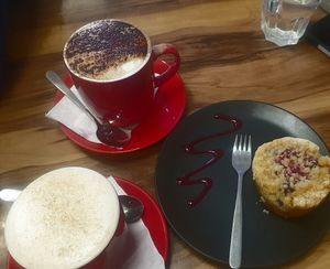 Soy cap, soy chai latte & yummy vegan crumble cake at Cafe Maldon in Maldon