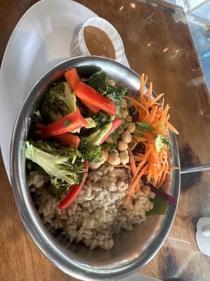 Thai peanut bowl as it arrived   at Urban Beets Cafe & Juicery in Wauwatosa