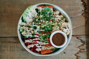 poke bowl at Urban Beets Cafe & Juicery in Wauwatosa
