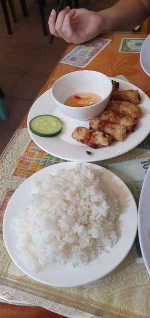 Spring rolls at Cafe on Thu Wheels in Hue
