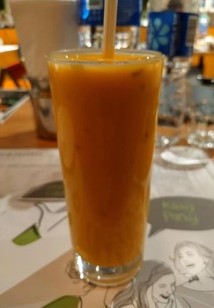 Patiyala Lassi (Mango) at Kailash Parbat in Kowloon
