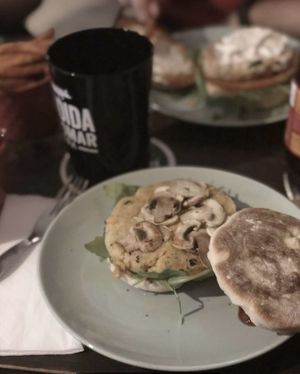 Vegan Burger at Friends in Setubal