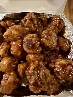 Mushroom Chicken  at Happy Family - San Bernardino in San Bernardino