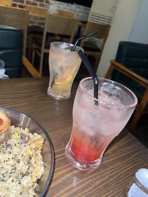 Grapefruit and strawberry ade tbh delicious !  at Newyork B&C in Seoul