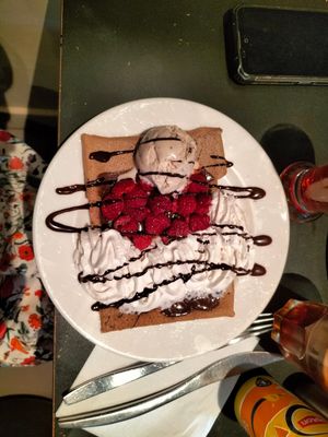 Vegan at Coffee Crepes in Paris