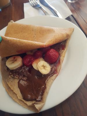 The vegan duo at Coffee Crepes in Paris