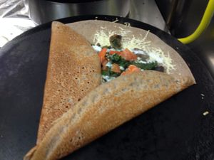 En cuisine, on peut voir faire la crepe !! at Coffee Crepes in Paris