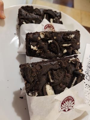 Brownies con topping de Oreo o Nuez at Recuerdos del Cajon del Maipo - La Vegana con Ganas in San Jose De Maipo